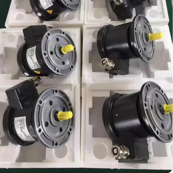 HOG 71DN1024TTL DILR31 PMI104-F90-IU-V1 DILM185A-22-RAC240 EMT6-DB-230V-