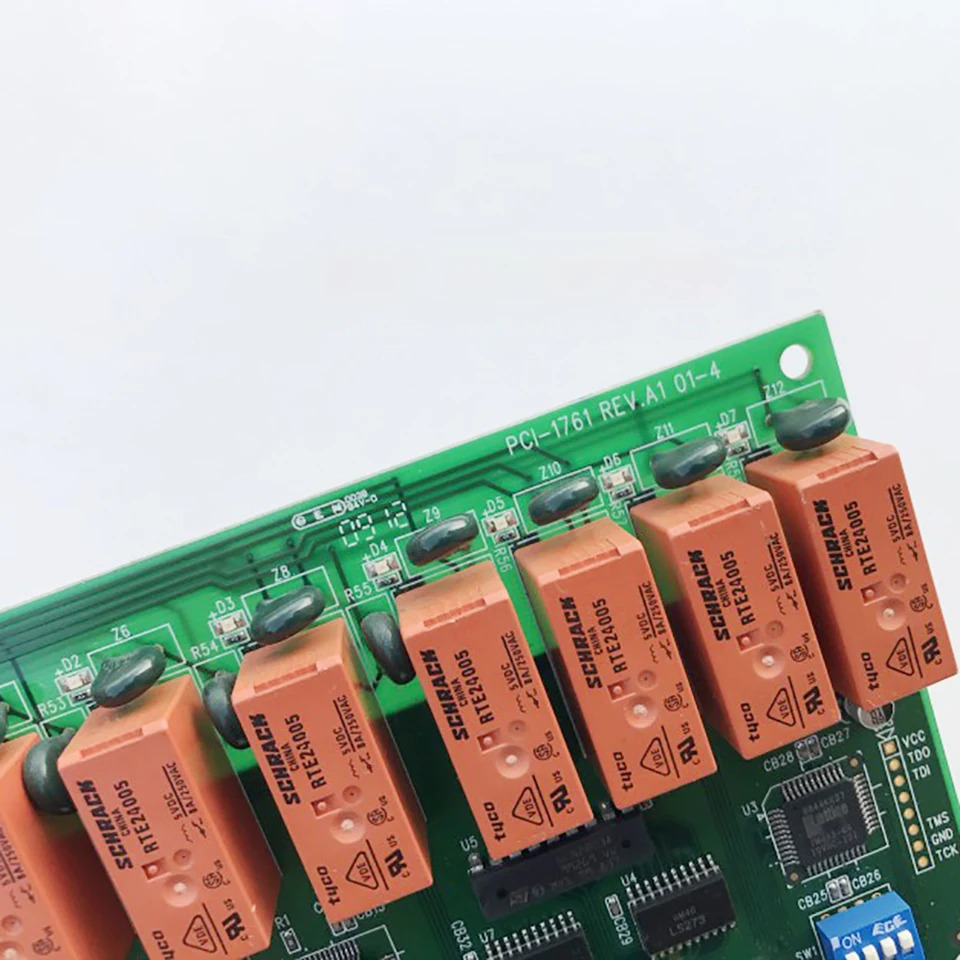 Advantech 데이터 캡처 카드 8 릴레이 출력 PCI-1761 REV.A1