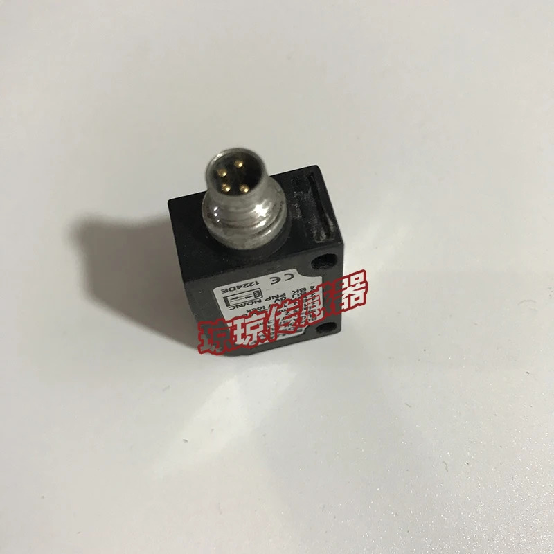 BALLUFF 광전스위치 센서 BOS00A4 BOS 6K-PU-1LQA-S75-C