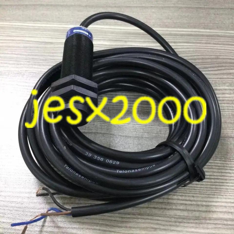XS4P18PA370L1 센서 YX 신