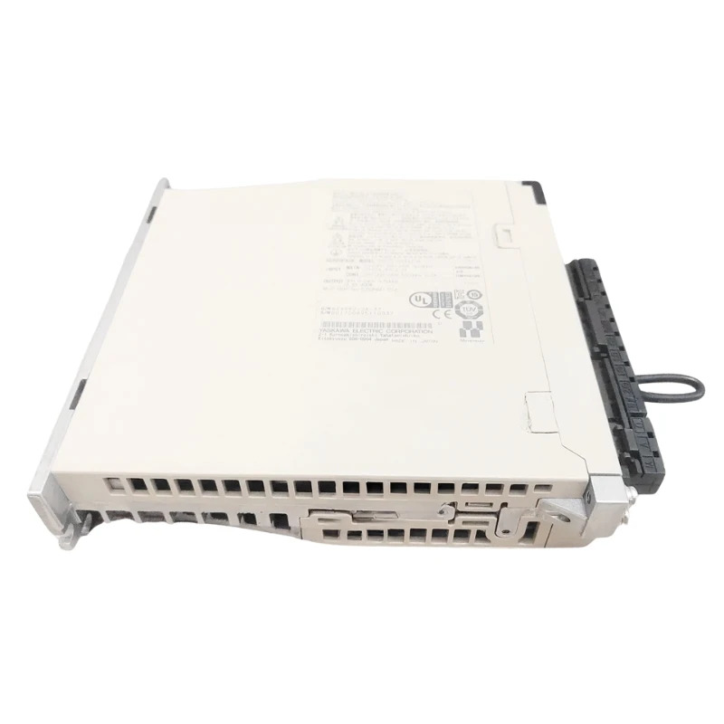 새 Yaskawa SGD7S-2R8A10A 서보 드라이브