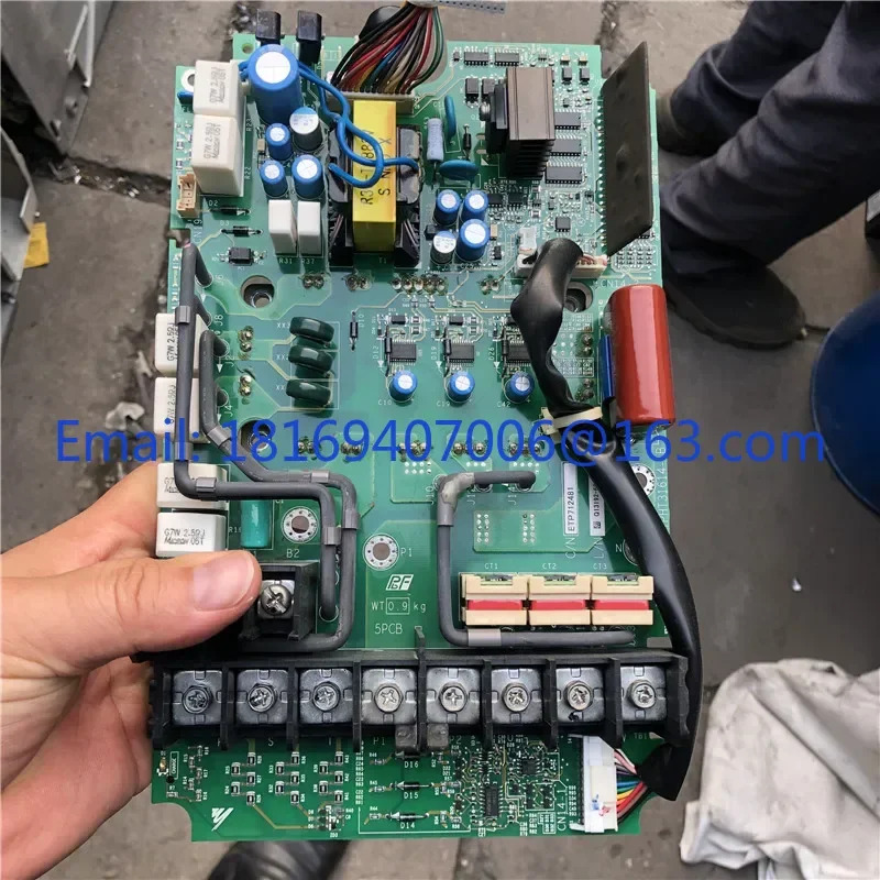 모듈 15KW 11KW 메드라이브 보드 전원 ETP가 포함된 Yaskawa 주파수 변환기 H1000 712481 712482