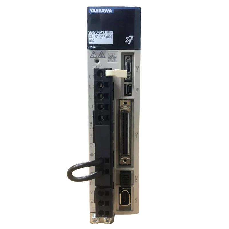 Yaskawa SGD7S-2R8A00A002 Sevro 드라이브 내 새