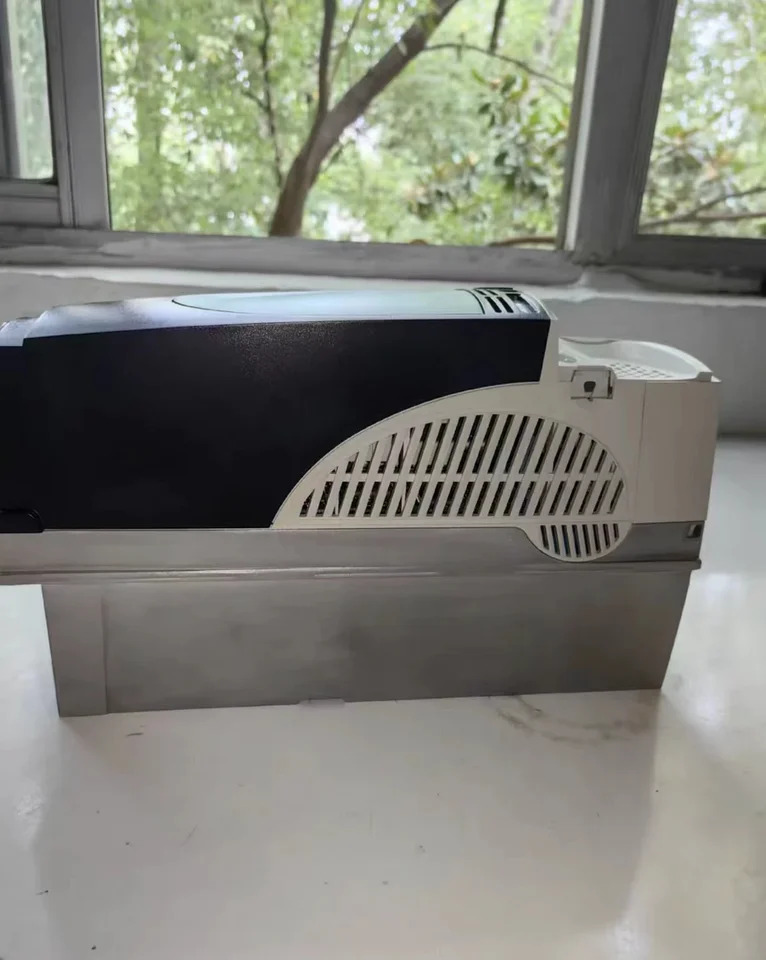 리퍼 CT 인버터 SP1404 3.0KW 5.8A 완료