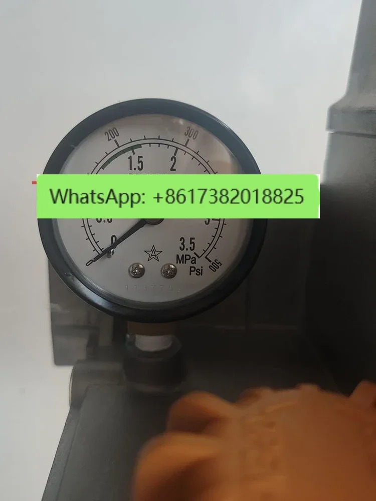전기 윤활유 펌프 MRJ010211D-K0005-F0004 공작 기계