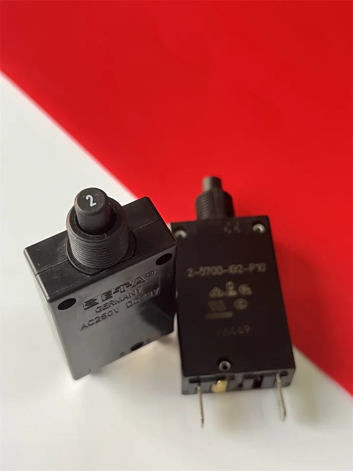 E-T-A 회로차단기 스위치 250VAC 2-5700-IG2-P10-2A IG1-P10-DD-30A 2-5700-IG1-P10-DD-3A