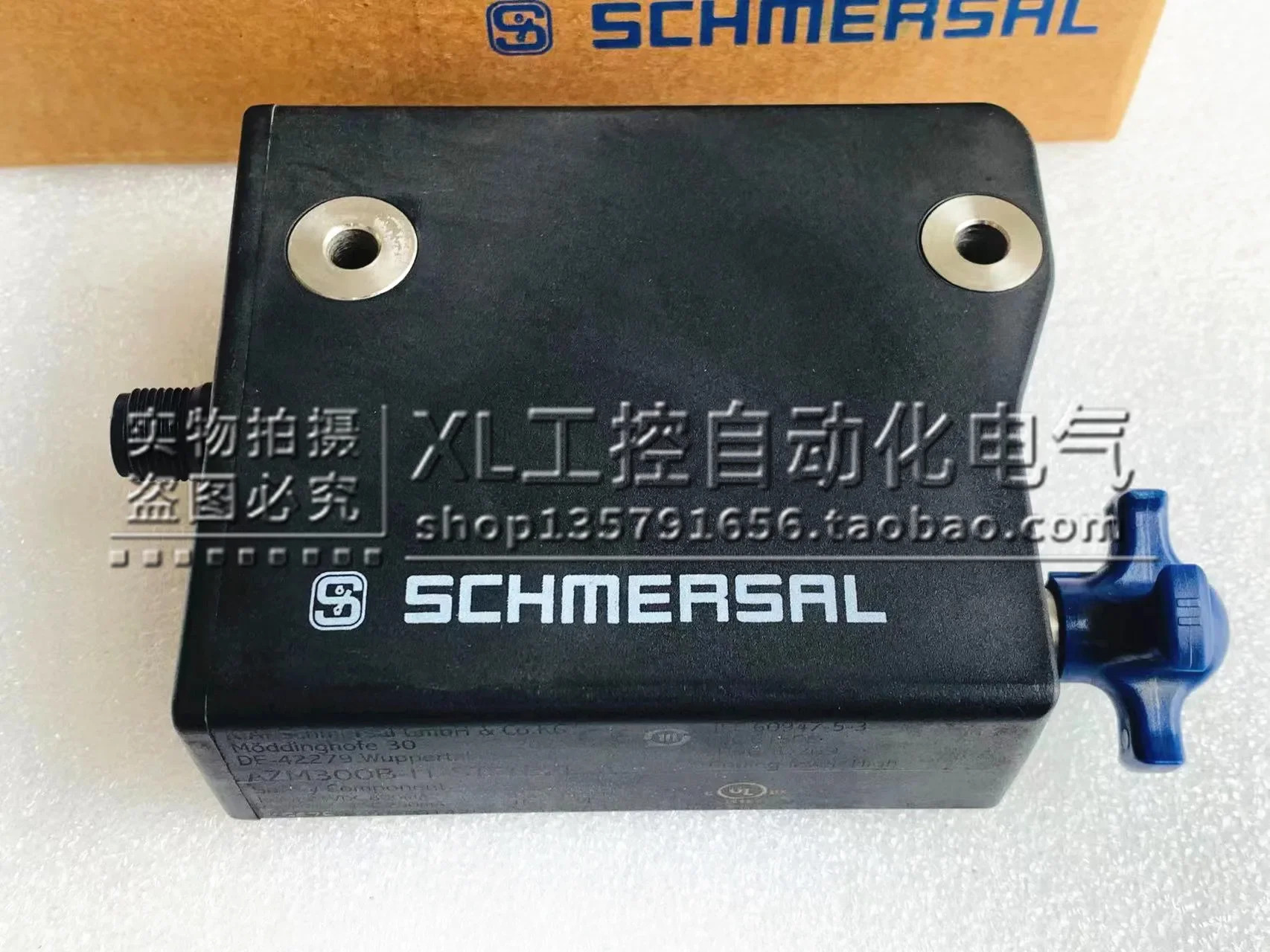 오리지널 Schmeisser 안전 도어 잠금 장치 SCHMERSAL AZM300B-I1-ST-1P2P-A 24VDC