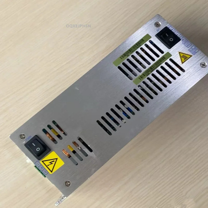 리퍼 전원공급장치 28V5A 12V5A 12V3A 16.4V0.3A 231W PC-222418E1 28V 새 것처럼 작동