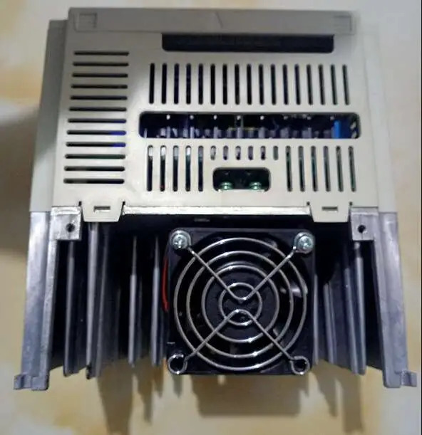 SV015iG5-1 220v 1.5KW 3개월 으로 잘 작동함