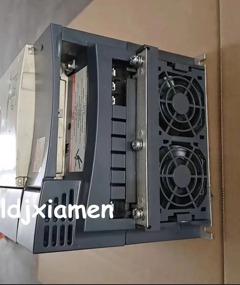 리퍼 인버터 ATV71HU75N4Z 7.5kW 10hp호환 380 480V