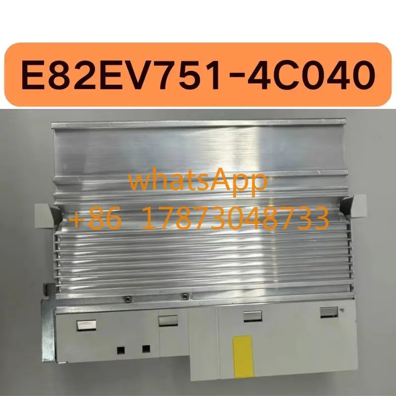 리퍼 E82EV751-4C040 인버터기능이 그대로 유지되었습니다.