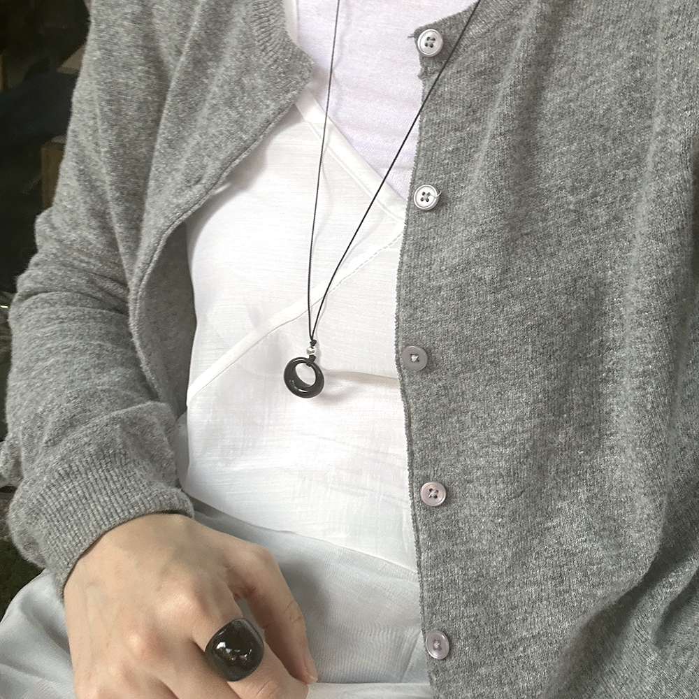 silver925 블랙 아크릴 포인트 은볼 80cm 롱 목걸이 길이조절 긴목걸이 이미지 8