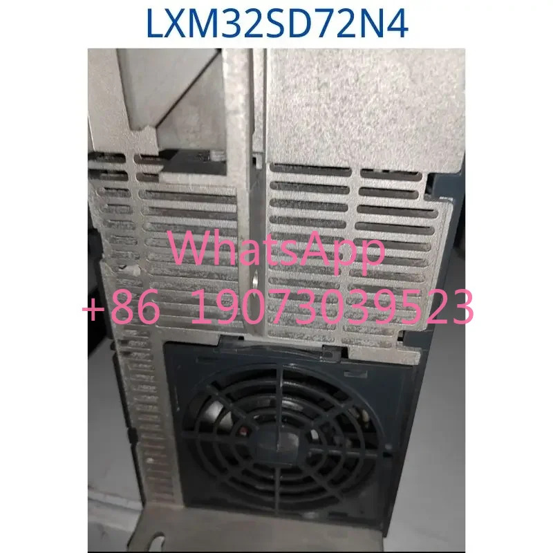 리퍼 드라이브 LXM32SD72N4기능이 리퍼되었으며 손상되지 않았습니다.