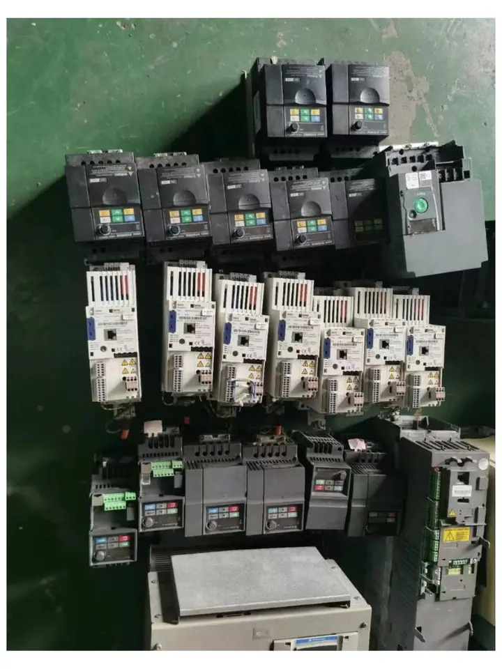 리퍼 E84SCE3714SX0 인버터 완료