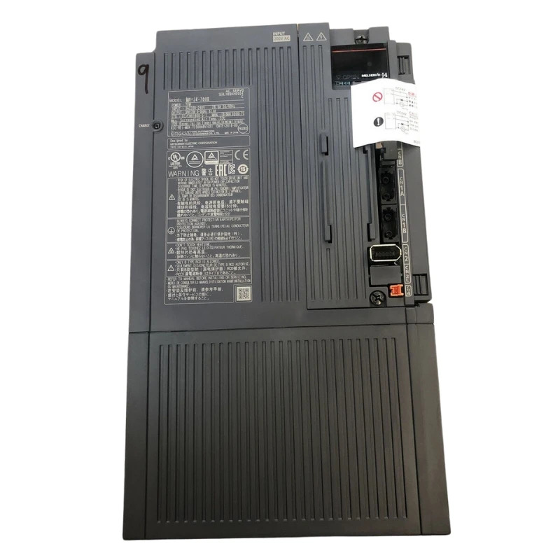 새 MR-J4-700B 서보 드라이브