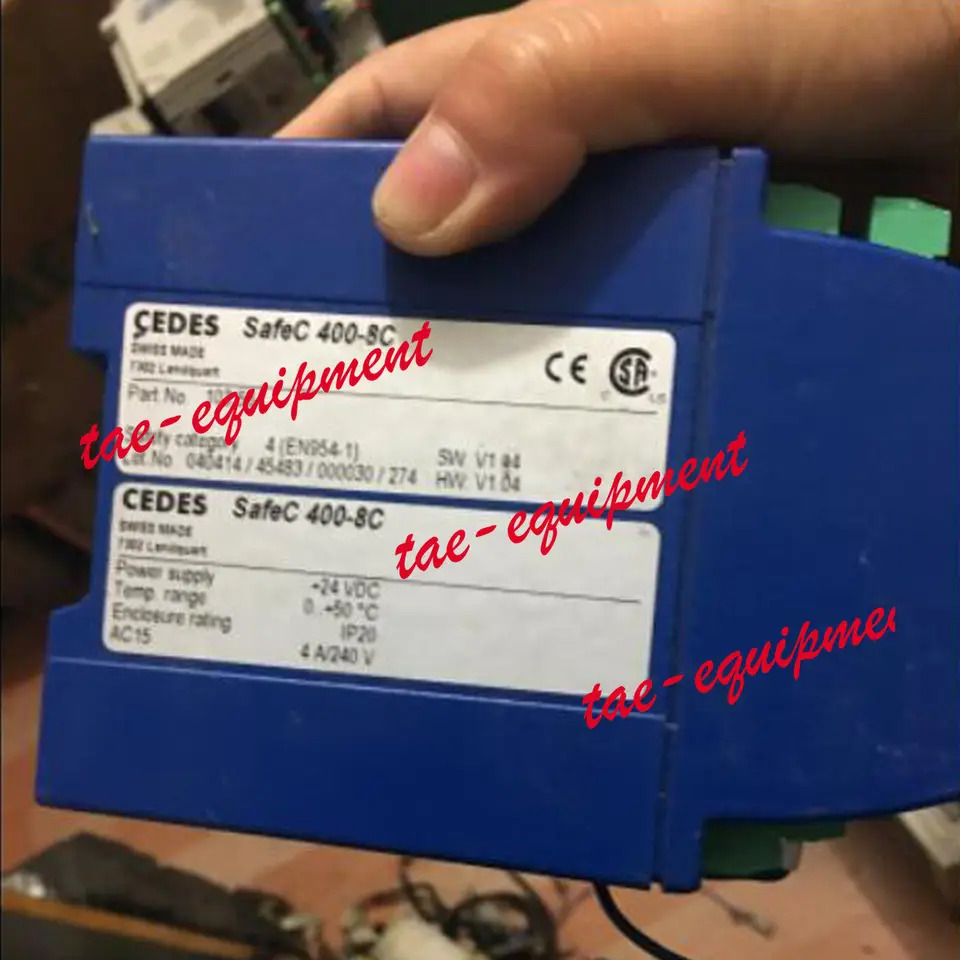 CEDES SafeC 400-8C 안전 컨트롤러 고품질