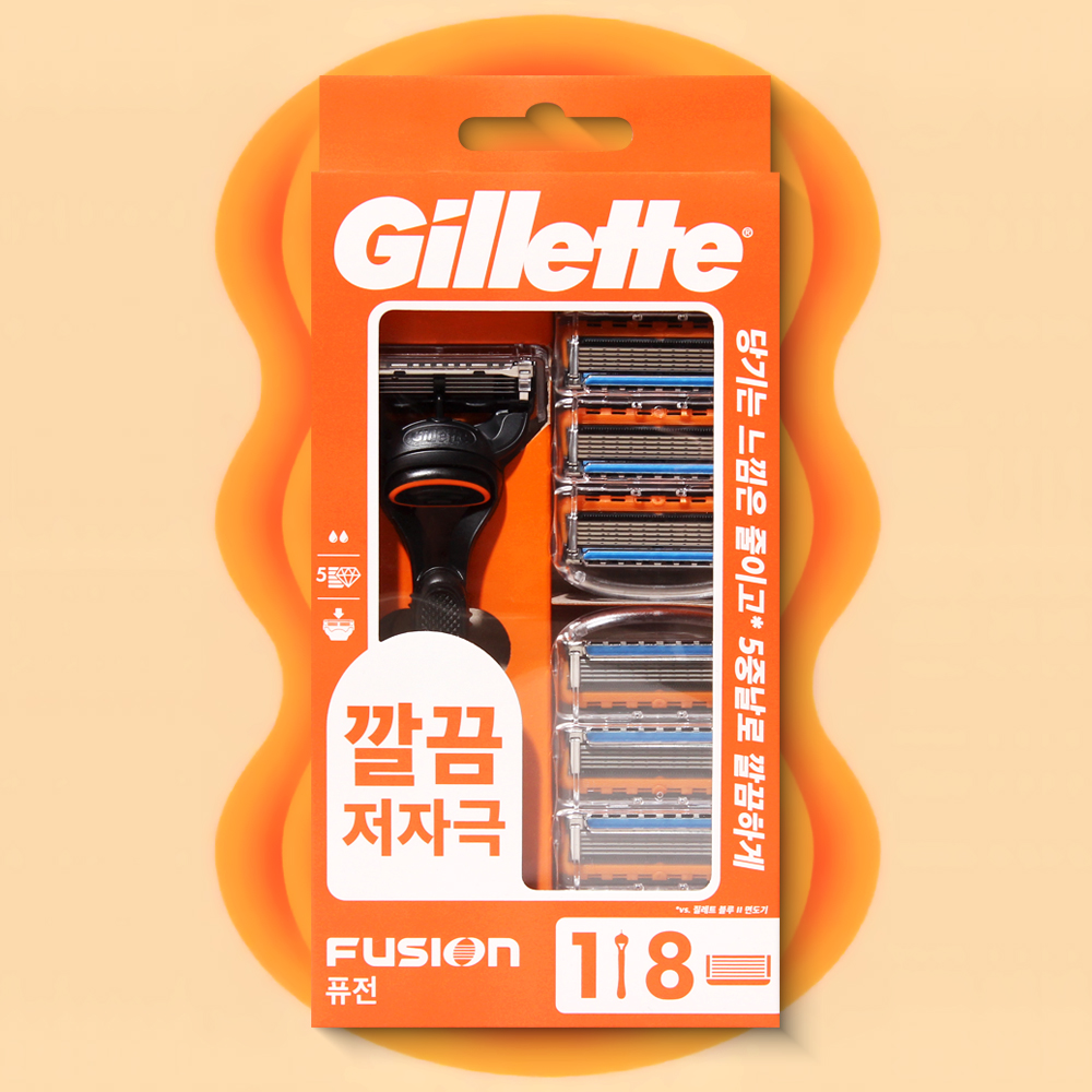 질레트 퓨전 면도기 매뉴얼 핸들 + 면도날 8입 세트 - 상품 이미지
