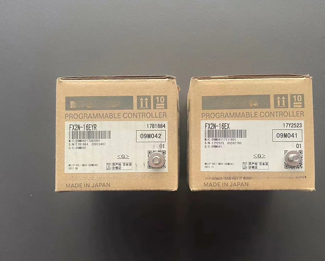 FX2N-8EYR FX2N-8EX FX2N-16EX 오리지널 3개월 A로 작동
