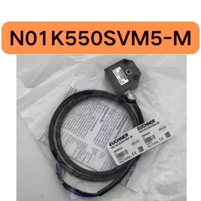 스위치 N01K550SVM5-M
