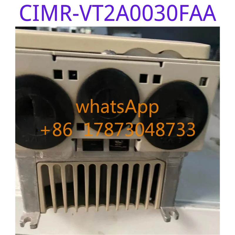 리퍼 CIMR-VT2A0030FAA 7.5KW/5.5KW 220V 기능은 그대로 리퍼되었으며 외관도 유지되었습니다.
