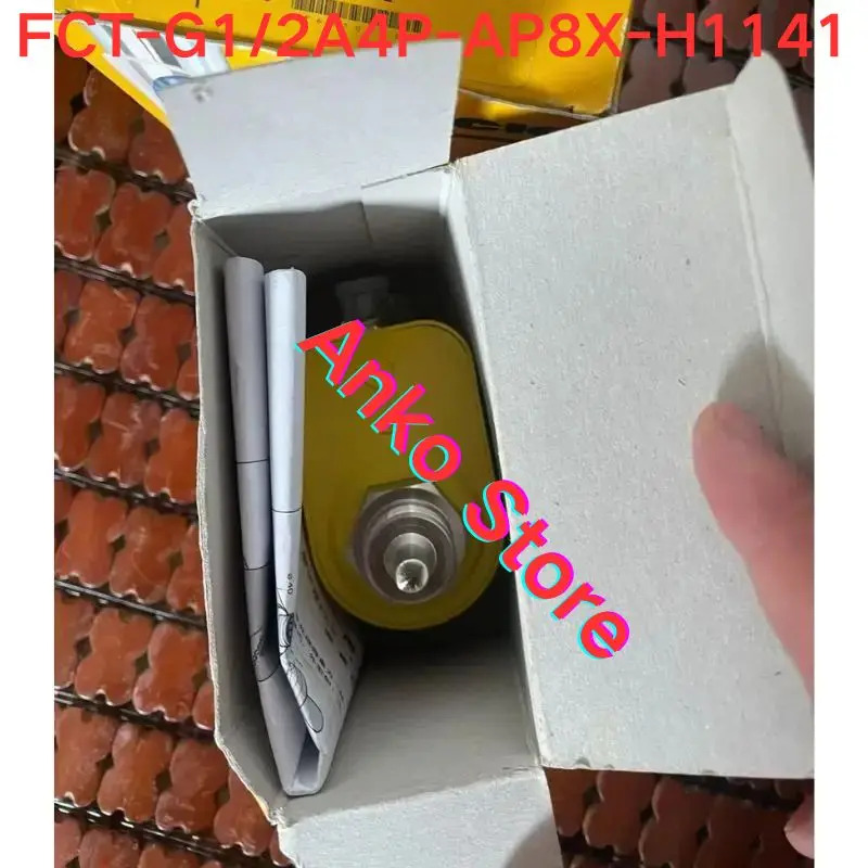 플로우 스위치 FCT-G1/2A4P-AP8X-H1141