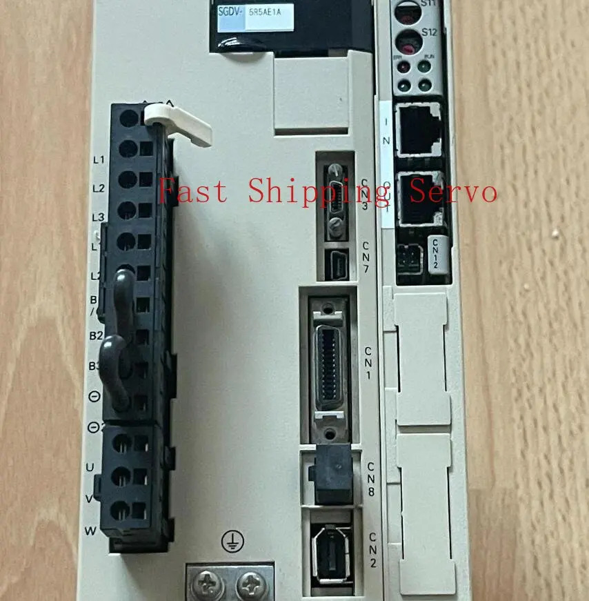 SGDV-5R5AE1A는 3개월 으로 작동 상태가