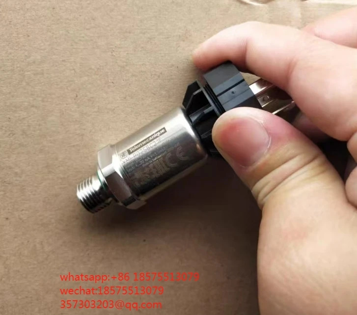 Schneider 전압력 스위치 XMLP025BC21F