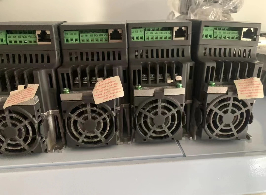 4개 VFD007EL21A 작동 상태 3개월
