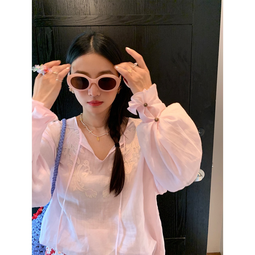 헨리넥 모시100 긴팔블라우스 끈달린 유니크 루즈핏 꽃자수 러플손목디자인 여름 연핑크 - 상세 이미지 2