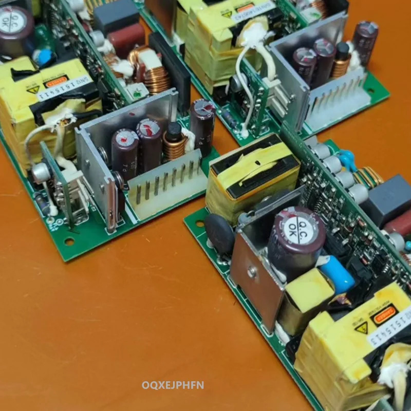 SKYNET거오리지널 전원공급장치 24V8.4A 24V12.5A SNP-G209 새 것처럼 작동