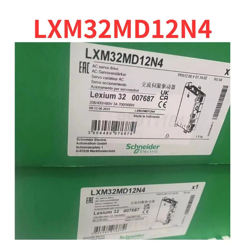 LXM32MD12N4 드라이브 신