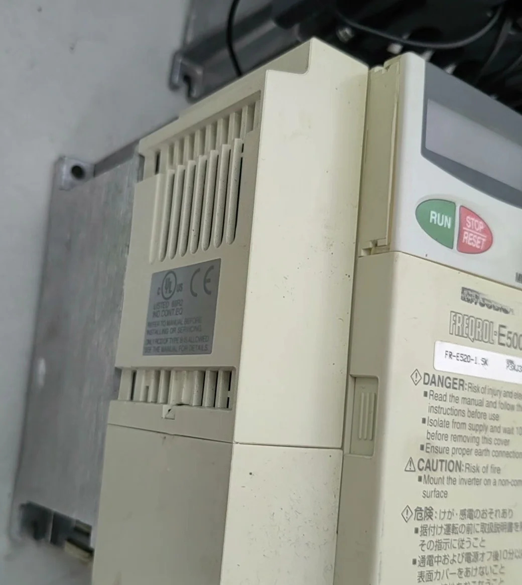 FR-E520-1.5K 3개월 으로 잘 작동함