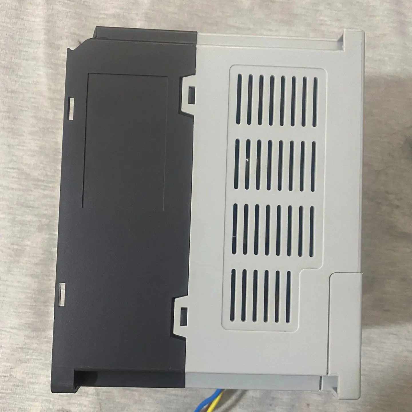 SY8200H-2S2R2G 2.2KW 10A 작동 상태 3개월