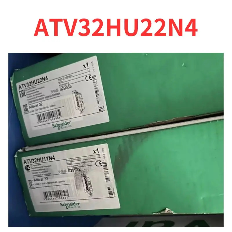 주파수 변환기 ATV32HU22N4