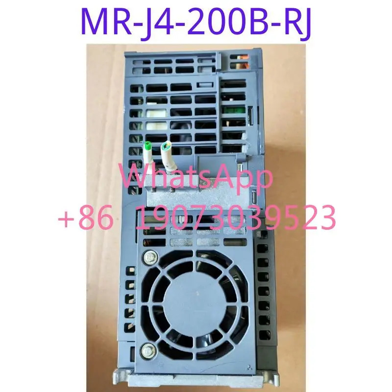리퍼된 드라이버 MR-J4-200B-RJ 2KW 기능이 그대로 리퍼되었습니다.