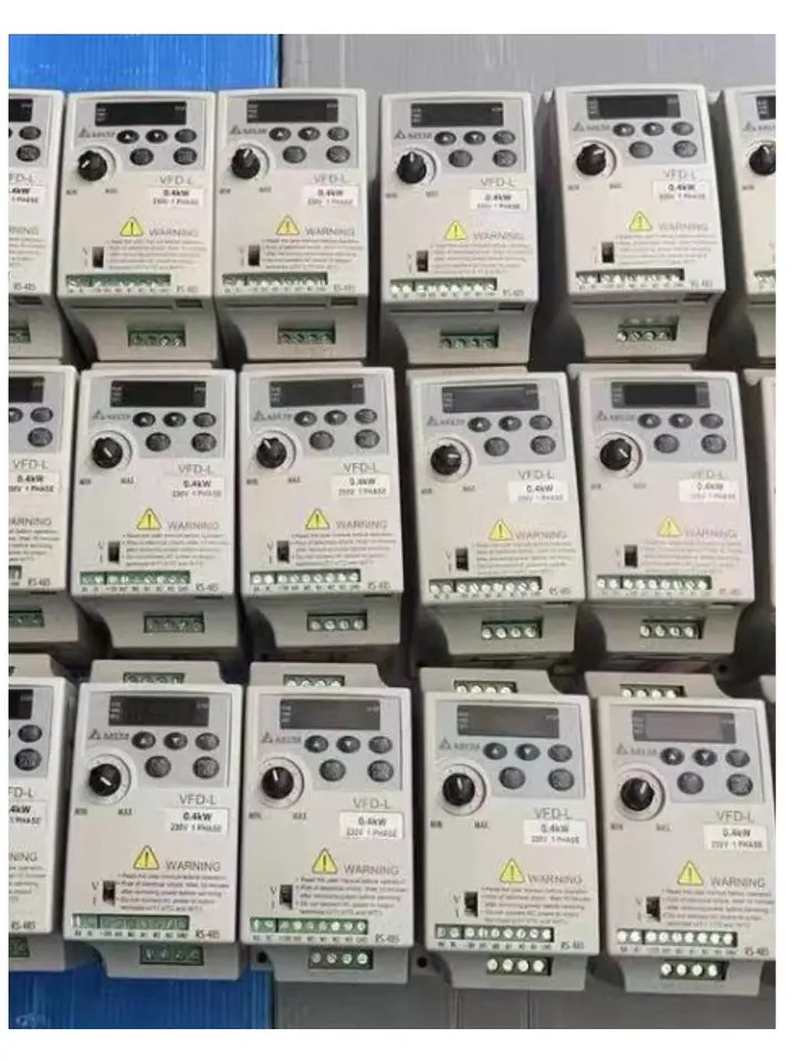 리퍼 완료 주파수 변환기 VFD004L21A 신