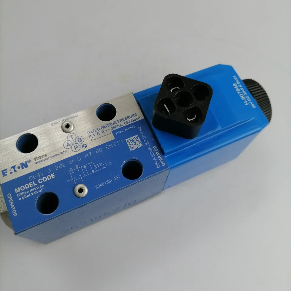 Ea ton vic kers 솔레노이드 밸브 DG4V DG4V-3-2BL-M-U-H7-60
