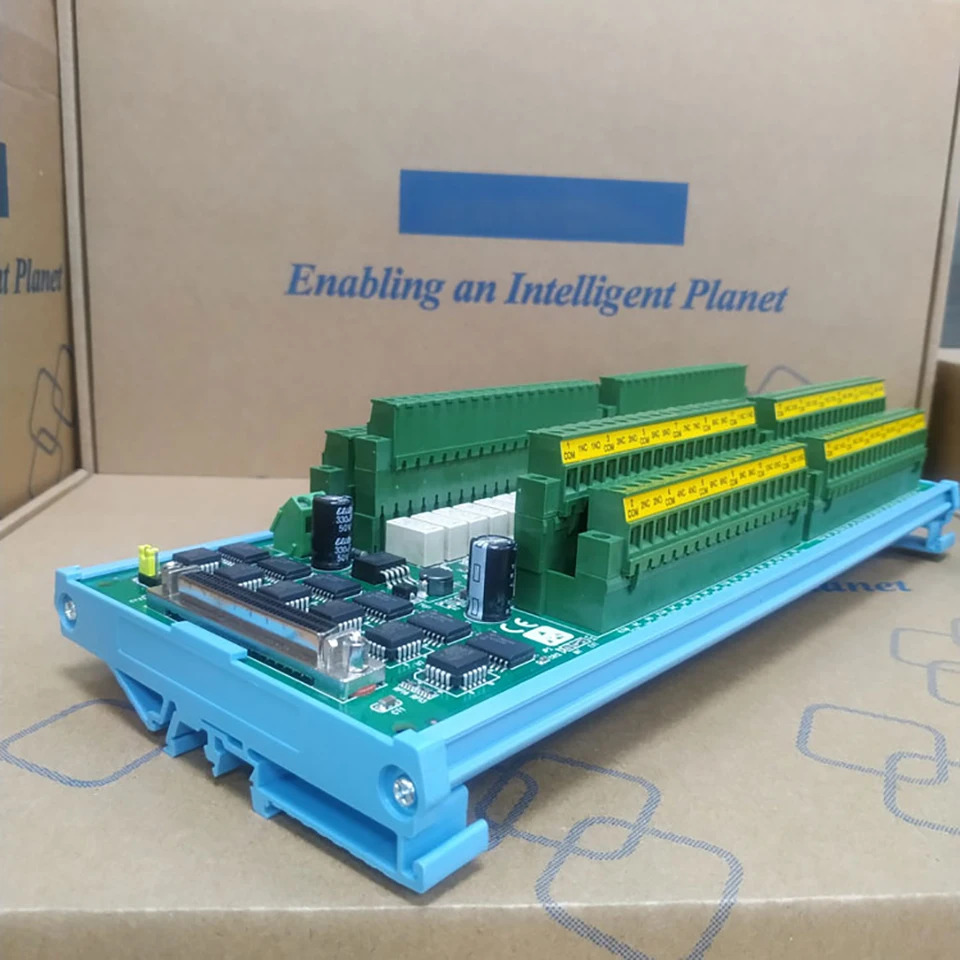 Advantech 릴레이 출력 단블록 48채널 PCLD-8762