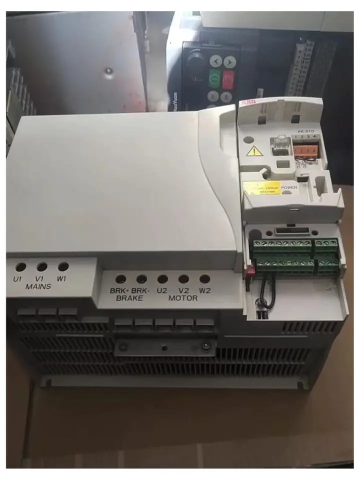 리퍼 ACS355-03E-31A0-4 인버터 완료