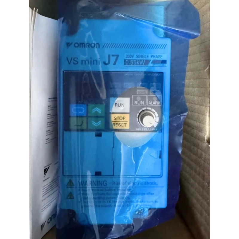 새 Yaskawa CIMR-J7AZB0P4 인버터