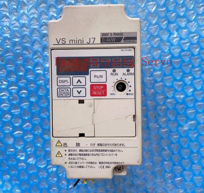 CIMR-J7AA20P4는 3개월 으로 작동 상태가