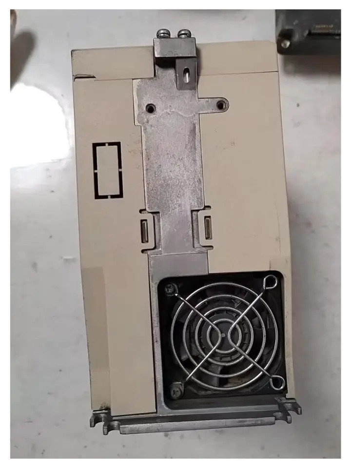 리퍼 SGD7S-200A00A002 서보 드라이버 완료