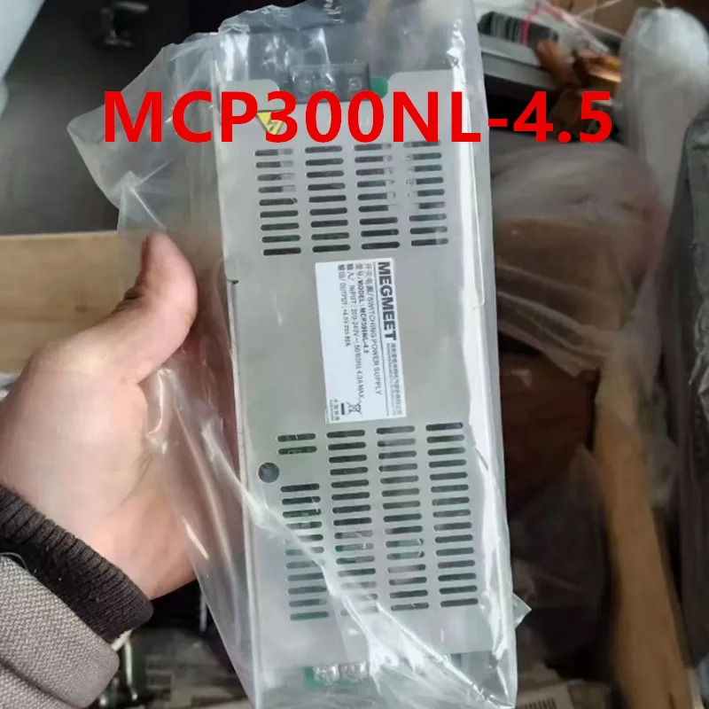 MEGM호환EET 4.5V60A 300W MCP300NL-4.5 3.8V50A 260W MMP260-3.8-B 새 원본 전원공급장치