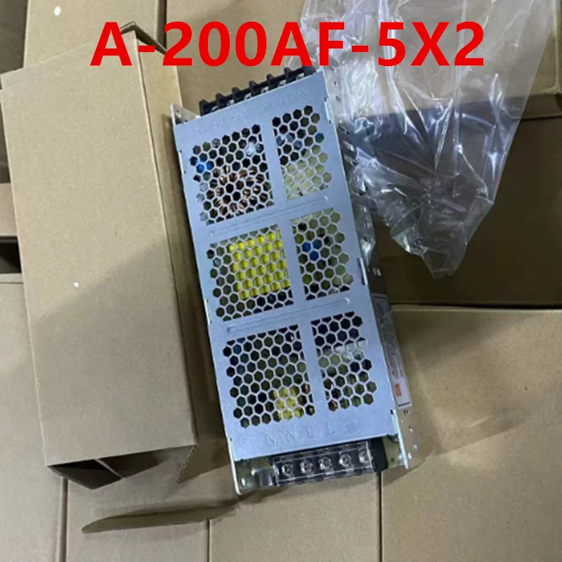 CHUANGLIAN 5V40A 200W A-200AF-5X2 5V80A 500W A-500M-5 새 원본 전원공급장치