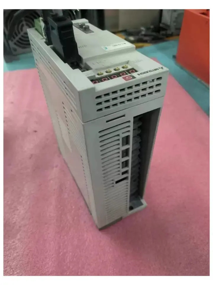 리퍼 MR-E-70A-KH003 서보 드라이버 완료