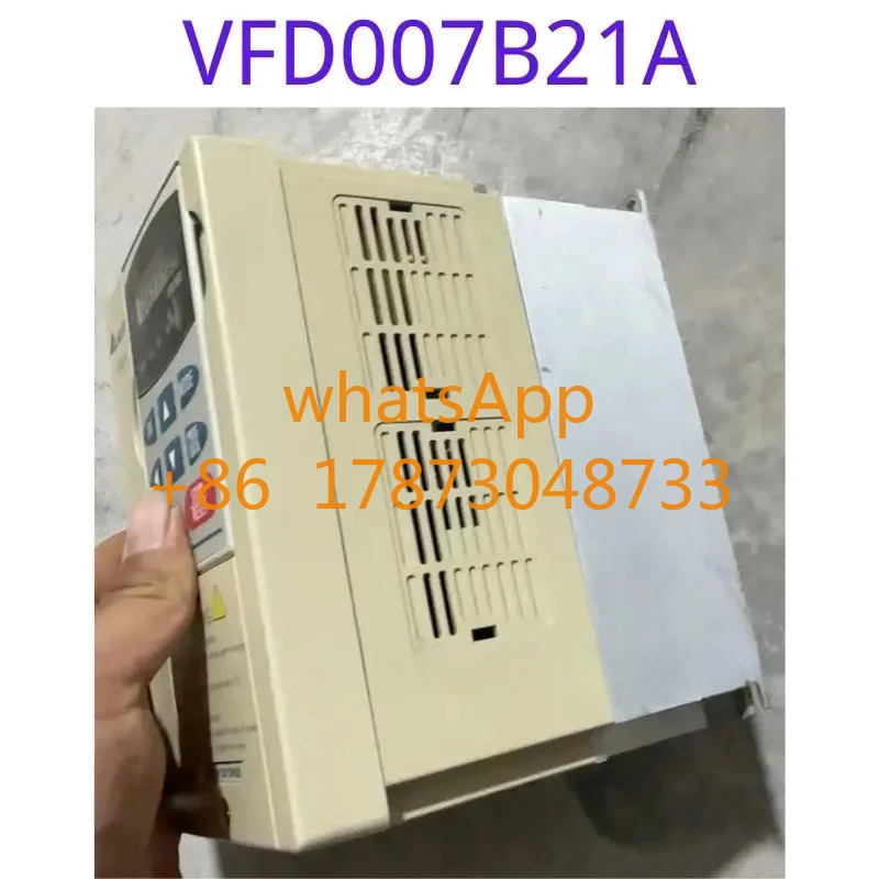 리퍼 주파수 변환기 VFD007B21A 0.75KW 220V 기능 완료 무사 외관