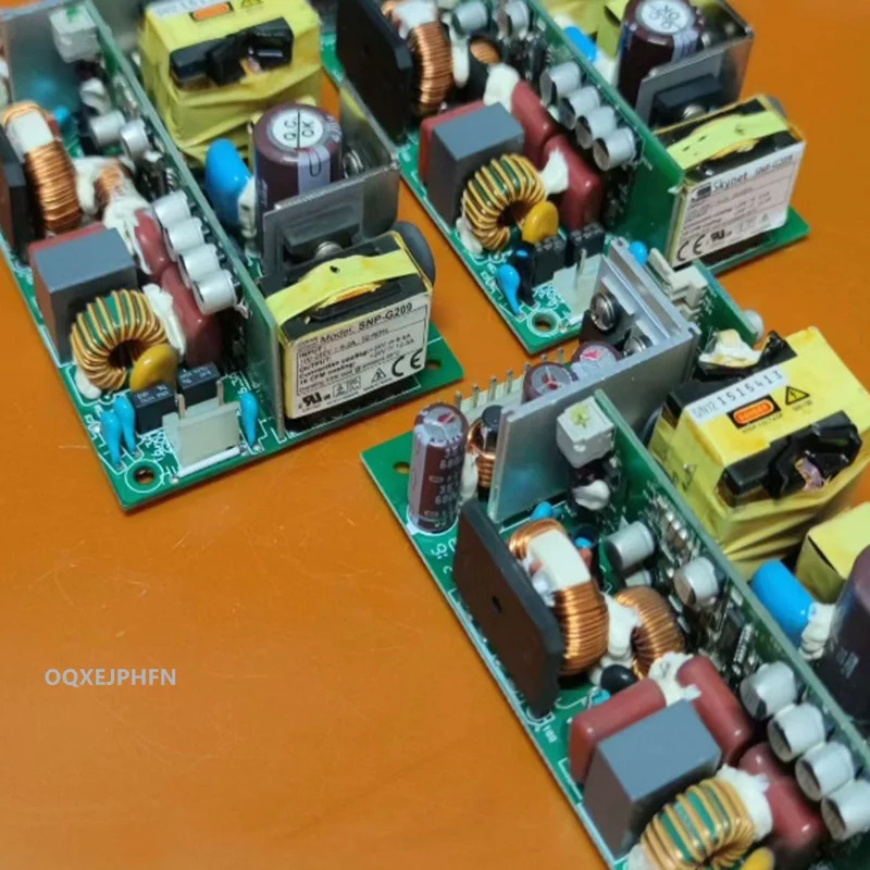 SKYNET거오리지널 전원공급장치 24V8.4A 24V12.5A SNP-G209 새 것처럼 작동