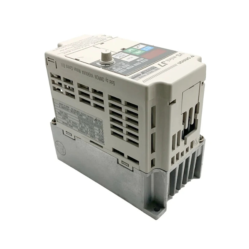 새 Yaskawa CIMR-J7AZB0P4 인버터