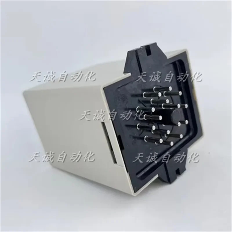 오리지널 액체 레벨 릴레이 61F-G2P AC100V 포장