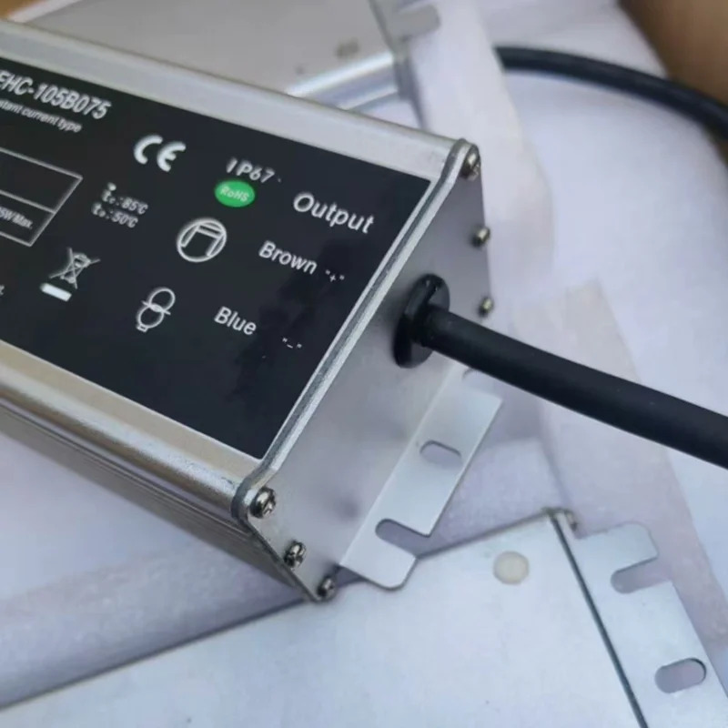 MOSO 50-75V 105W EHC-105B075 38-70V 42W LDC-042B070새 원본 전원공급장치